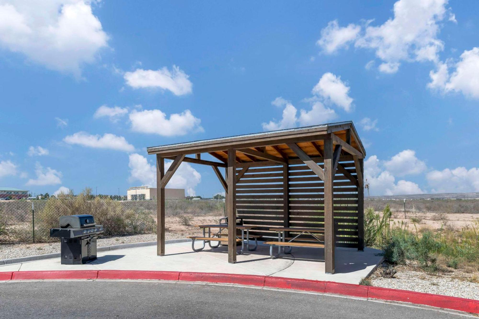 Sleep Inn & Suites Carlsbad Caverns Area Zewnętrze zdjęcie